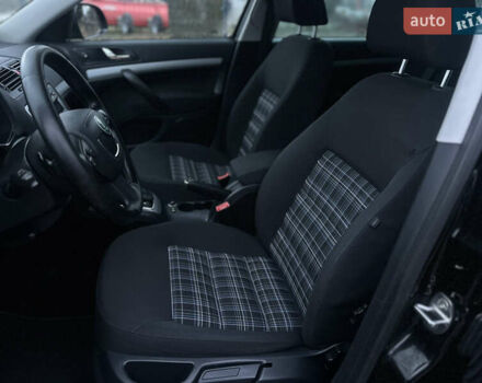 Чорний Шкода Октавія, об'ємом двигуна 1.99 л та пробігом 214 тис. км за 9500 $, фото 23 на Automoto.ua