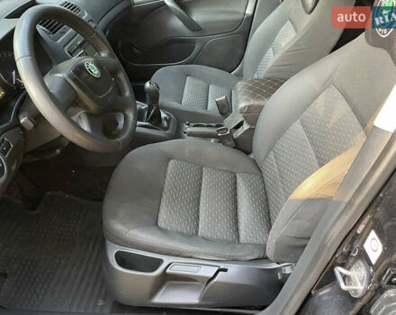 Черный Шкода Октавия, объемом двигателя 1.6 л и пробегом 251 тыс. км за 8200 $, фото 15 на Automoto.ua