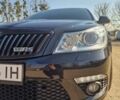 Шкода Октавия 2012 в Ровно на Automoto.ua Черный Шкода Октавия, объемом двигателя 1.97 л и пробегом 205 тыс. км за 11999 $, фото 4 на Automoto.ua