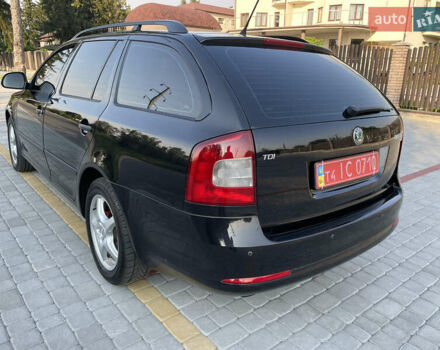 Черный Шкода Октавия, объемом двигателя 1.6 л и пробегом 251 тыс. км за 8200 $, фото 10 на Automoto.ua