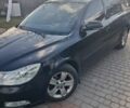 Черный Шкода Октавия, объемом двигателя 1.6 л и пробегом 320 тыс. км за 7400 $, фото 1 на Automoto.ua