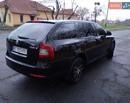 Чорний Шкода Октавія, об'ємом двигуна 1.6 л та пробігом 250 тис. км за 7600 $, фото 5 на Automoto.ua