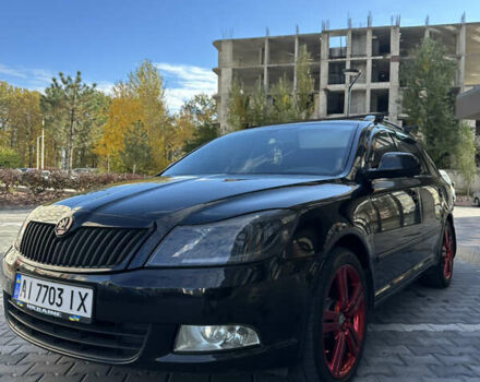 Шкода Октавия 2012 в Киеве на Automoto.ua Черный Шкода Октавия, объемом двигателя 1.6 л и пробегом 283 тыс. км за 8990 $, фото 1 на Automoto.ua