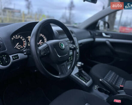 Чорний Шкода Октавія, об'ємом двигуна 1.99 л та пробігом 214 тис. км за 9500 $, фото 21 на Automoto.ua