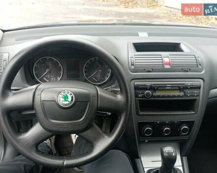 Шкода Октавия 2012 в Луцке на Automoto.ua Черный Шкода Октавия, объемом двигателя 1.6 л и пробегом 168 тыс. км за 6850 $, фото 6 на Automoto.ua