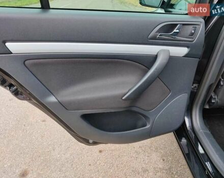 Черный Шкода Октавия, объемом двигателя 1.6 л и пробегом 228 тыс. км за 8600 $, фото 30 на Automoto.ua