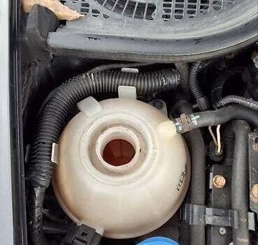 Черный Шкода Октавия, объемом двигателя 2 л и пробегом 294 тыс. км за 7800 $, фото 44 на Automoto.ua