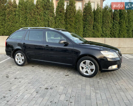 Чорний Шкода Октавія, об'ємом двигуна 2 л та пробігом 228 тис. км за 10799 $, фото 32 на Automoto.ua