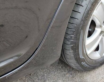 Черный Шкода Октавия, объемом двигателя 1.6 л и пробегом 228 тыс. км за 8600 $, фото 15 на Automoto.ua