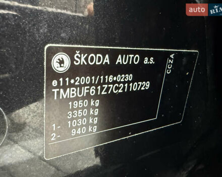 Черный Шкода Октавия, объемом двигателя 2 л и пробегом 193 тыс. км за 10000 $, фото 41 на Automoto.ua