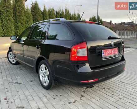 Чорний Шкода Октавія, об'ємом двигуна 2 л та пробігом 228 тис. км за 10799 $, фото 17 на Automoto.ua