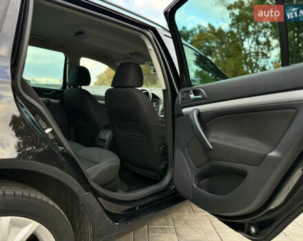 Шкода Октавия 2012 в Луцке на Automoto.ua Черный Шкода Октавия, объемом двигателя 1.6 л и пробегом 182 тыс. км за 9799 $, фото 26 на Automoto.ua