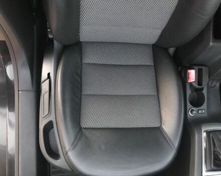 Черный Шкода Октавия, объемом двигателя 2 л и пробегом 312 тыс. км за 9100 $, фото 2 на Automoto.ua