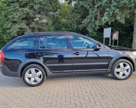 Чорний Шкода Октавія, об'ємом двигуна 2 л та пробігом 197 тис. км за 4200 $, фото 2 на Automoto.ua