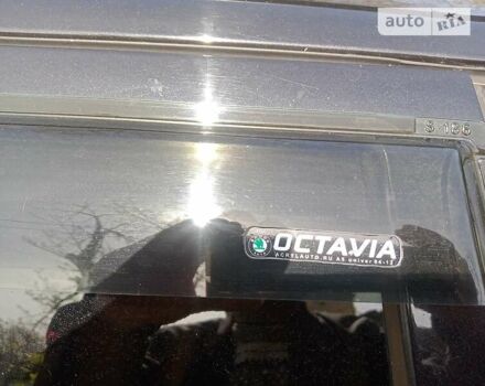 Черный Шкода Октавия, объемом двигателя 1.6 л и пробегом 290 тыс. км за 7700 $, фото 10 на Automoto.ua