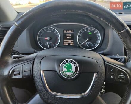 Черный Шкода Октавия, объемом двигателя 1.6 л и пробегом 208 тыс. км за 10700 $, фото 10 на Automoto.ua