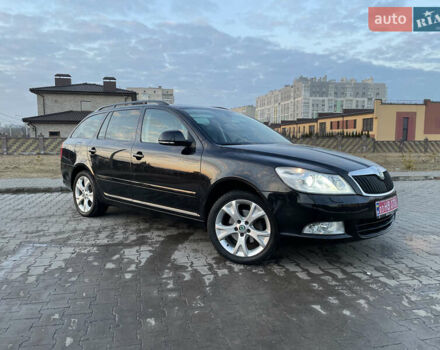 Черный Шкода Октавия, объемом двигателя 2 л и пробегом 251 тыс. км за 10850 $, фото 32 на Automoto.ua