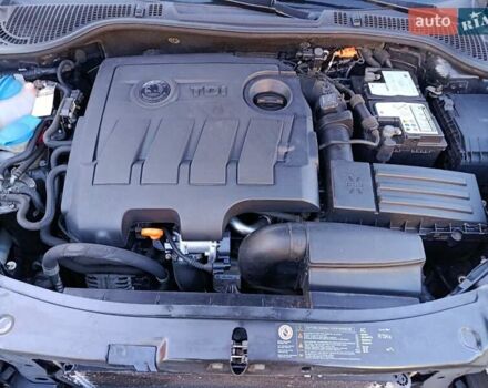 Чорний Шкода Октавія, об'ємом двигуна 1.6 л та пробігом 226 тис. км за 7999 $, фото 5 на Automoto.ua