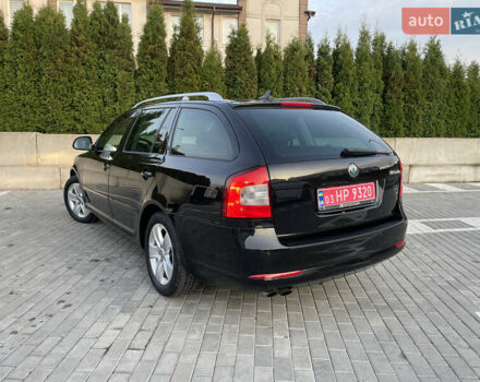 Чорний Шкода Октавія, об'ємом двигуна 2 л та пробігом 228 тис. км за 10799 $, фото 12 на Automoto.ua