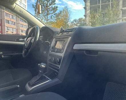 Шкода Октавия 2012 в Киеве на Automoto.ua Черный Шкода Октавия, объемом двигателя 1.6 л и пробегом 283 тыс. км за 8990 $, фото 17 на Automoto.ua