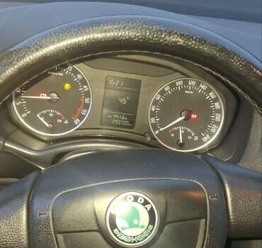 Черный Шкода Октавия, объемом двигателя 2 л и пробегом 294 тыс. км за 7800 $, фото 12 на Automoto.ua