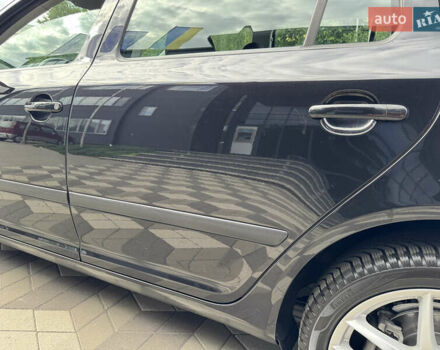 Черный Шкода Октавия, объемом двигателя 2 л и пробегом 229 тыс. км за 10200 $, фото 5 на Automoto.ua