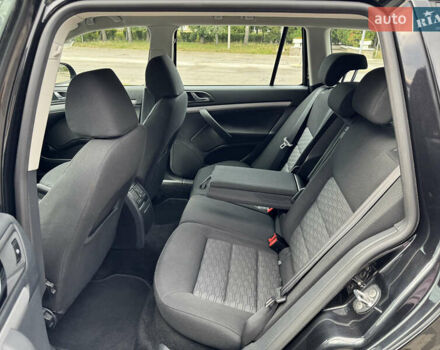 Черный Шкода Октавия, объемом двигателя 2 л и пробегом 229 тыс. км за 10200 $, фото 52 на Automoto.ua