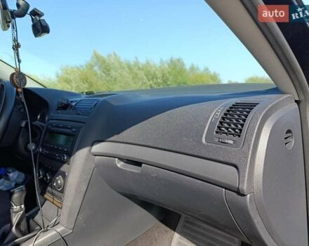 Черный Шкода Октавия, объемом двигателя 1.6 л и пробегом 288 тыс. км за 7700 $, фото 37 на Automoto.ua