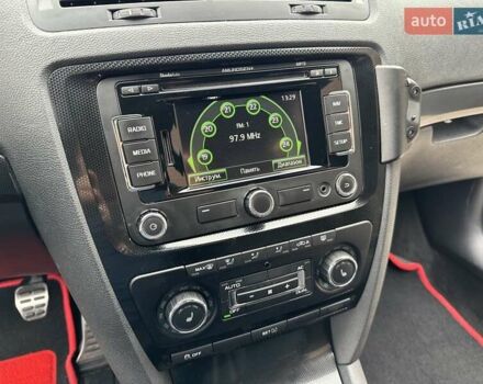 Черный Шкода Октавия, объемом двигателя 2 л и пробегом 210 тыс. км за 11600 $, фото 34 на Automoto.ua