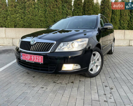 Чорний Шкода Октавія, об'ємом двигуна 2 л та пробігом 228 тис. км за 10799 $, фото 6 на Automoto.ua