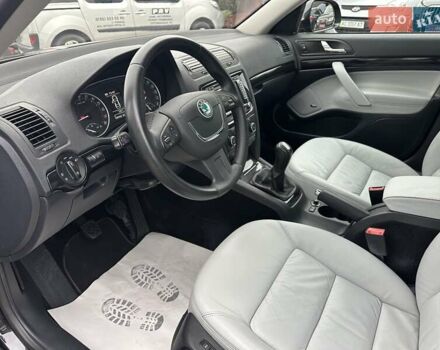 Черный Шкода Октавия, объемом двигателя 2 л и пробегом 220 тыс. км за 12500 $, фото 36 на Automoto.ua