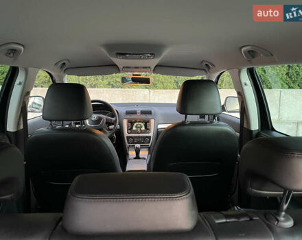 Чорний Шкода Октавія, об'ємом двигуна 2 л та пробігом 228 тис. км за 10799 $, фото 71 на Automoto.ua