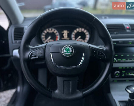 Чорний Шкода Октавія, об'ємом двигуна 1.99 л та пробігом 214 тис. км за 9500 $, фото 24 на Automoto.ua
