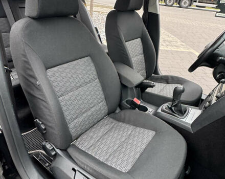 Черный Шкода Октавия, объемом двигателя 1.6 л и пробегом 264 тыс. км за 7850 $, фото 28 на Automoto.ua