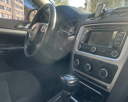 Шкода Октавия 2012 в Киеве на Automoto.ua Черный Шкода Октавия, объемом двигателя 1.6 л и пробегом 283 тыс. км за 8990 $, фото 13 на Automoto.ua