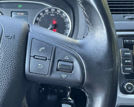 Шкода Октавия 2012 в Ровно на Automoto.ua Черный Шкода Октавия, объемом двигателя 1.6 л и пробегом 181 тыс. км за 9750 $, фото 43 на Automoto.ua