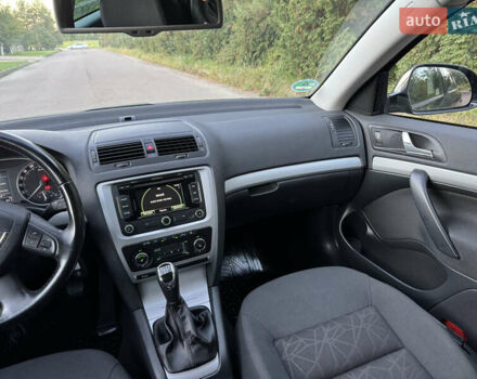 Шкода Октавия 2012 в Ровно на Automoto.ua Черный Шкода Октавия, объемом двигателя 1.6 л и пробегом 181 тыс. км за 9750 $, фото 52 на Automoto.ua