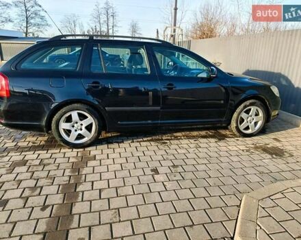 Чорний Шкода Октавія, об'ємом двигуна 1.6 л та пробігом 243 тис. км за 9400 $, фото 4 на Automoto.ua