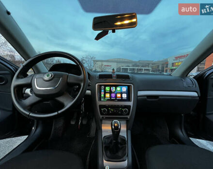 Чорний Шкода Октавія, об'ємом двигуна 1.8 л та пробігом 330 тис. км за 7800 $, фото 15 на Automoto.ua