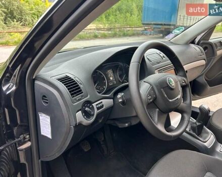 Шкода Октавия 2012 в Тернополе на Automoto.ua Черный Шкода Октавия, объемом двигателя 0 л и пробегом 260 тыс. км за 7600 $, фото 19 на Automoto.ua