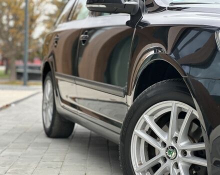 Черный Шкода Октавия, объемом двигателя 1.8 л и пробегом 195 тыс. км за 9750 $, фото 3 на Automoto.ua