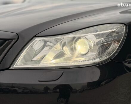 Черный Шкода Октавия, объемом двигателя 2 л и пробегом 295 тыс. км за 10690 $, фото 3 на Automoto.ua