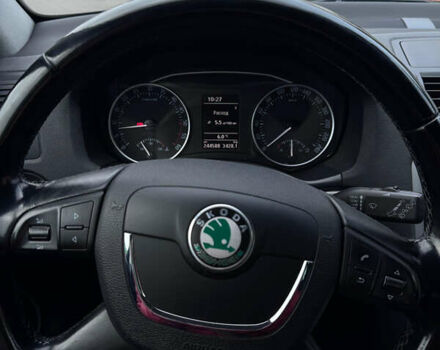 Чорний Шкода Октавія, об'ємом двигуна 1.98 л та пробігом 244 тис. км за 10000 $, фото 8 на Automoto.ua