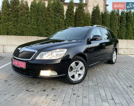 Чорний Шкода Октавія, об'ємом двигуна 2 л та пробігом 228 тис. км за 10799 $, фото 45 на Automoto.ua