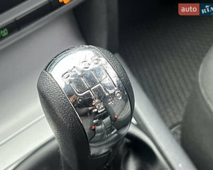 Черный Шкода Октавия, объемом двигателя 2 л и пробегом 234 тыс. км за 8899 $, фото 46 на Automoto.ua