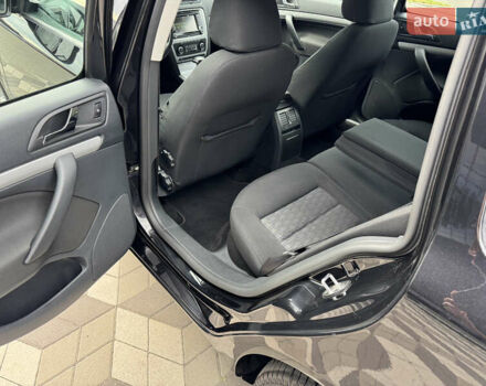 Черный Шкода Октавия, объемом двигателя 2 л и пробегом 229 тыс. км за 10200 $, фото 53 на Automoto.ua