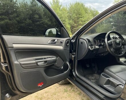 Черный Шкода Октавия, объемом двигателя 2 л и пробегом 288 тыс. км за 9699 $, фото 8 на Automoto.ua