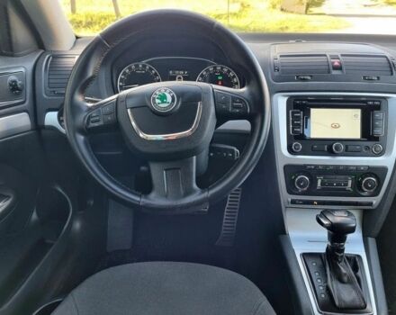 Чорний Шкода Октавія, об'ємом двигуна 2 л та пробігом 197 тис. км за 4200 $, фото 7 на Automoto.ua