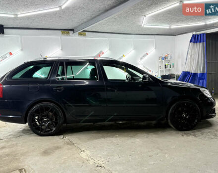 Чорний Шкода Октавія, об'ємом двигуна 2 л та пробігом 193 тис. км за 9999 $, фото 7 на Automoto.ua