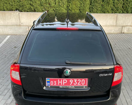 Чорний Шкода Октавія, об'ємом двигуна 2 л та пробігом 228 тис. км за 10799 $, фото 23 на Automoto.ua
